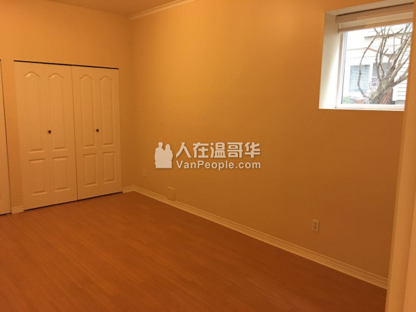Coquitlam 2室2厅半地下室出租