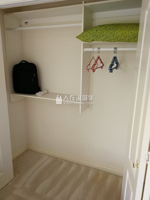 Vancouver W温西近UBC全新带家具一/两间房,招收寄宿女大学生,包水电煤,高速上网