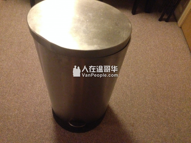 搬家廉价处理家居电器衣物闲置物品