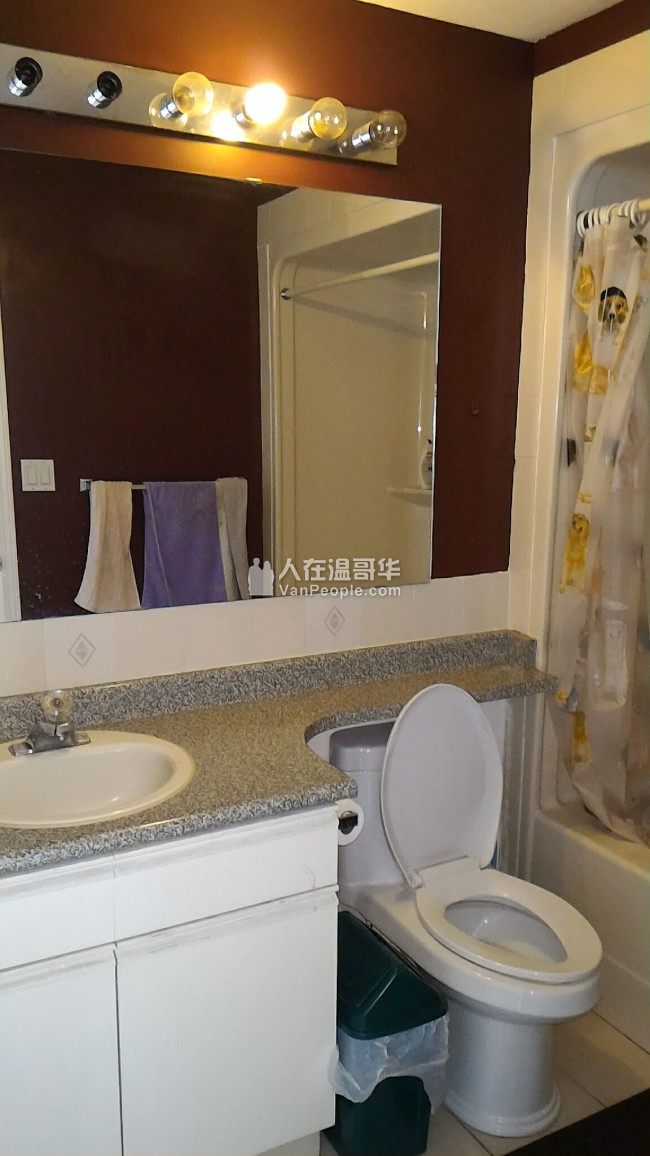 近Metrotown独立屋二层1房,1月入住, 月租$650(自选三餐) 或Homestay。限女生。