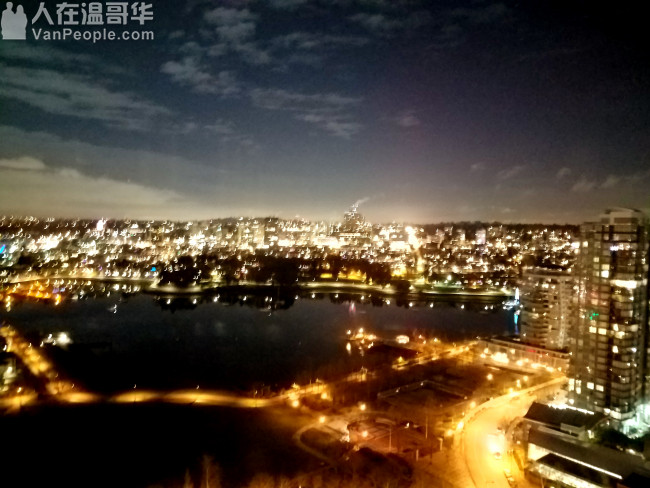 Downtown( Yaletown)一房一厅一书房海景Penhouse 出租