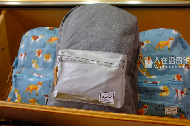 当自己的老板!成功经营14年的婴幼儿服装商品店,老板愿意割让。