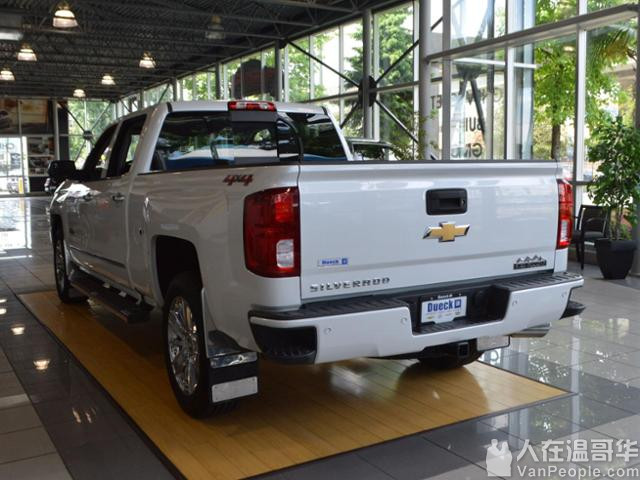 2017 CHEVROLET SILVERADO 1500 High Country 顶配,11000磅 拖力