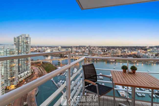 3002 1199 MARINASIDE CRESCENT, Vancouver West