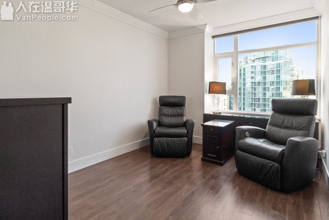 3002 1199 MARINASIDE CRESCENT, Vancouver West