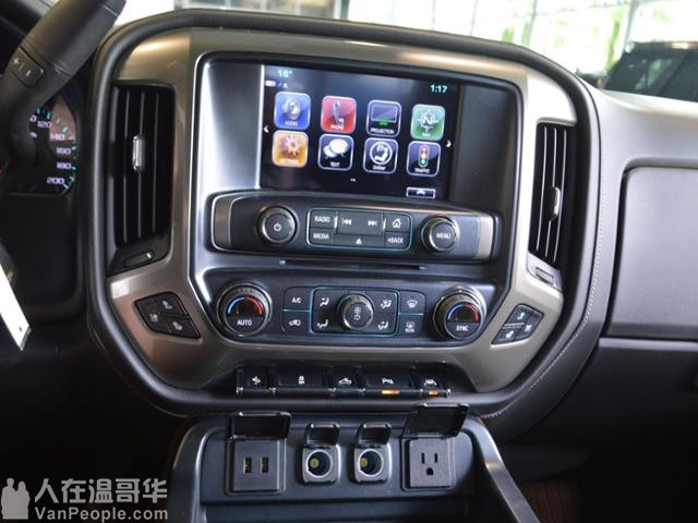 2017 CHEVROLET SILVERADO 1500 High Country 顶配,11000磅 拖力