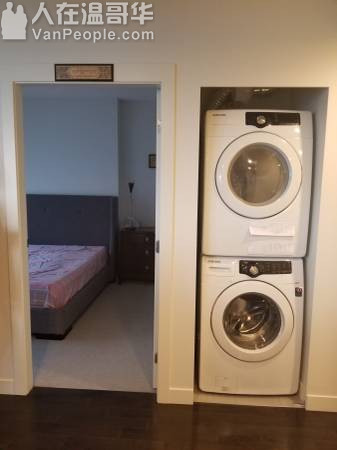 Richmond 3 房 2卫 Condo 包家居出租 - $2600