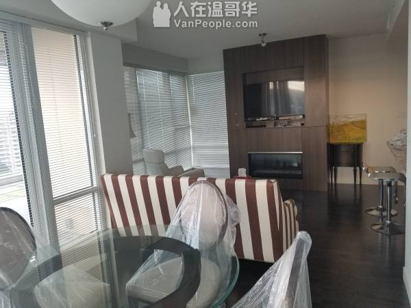 Richmond 3 房 2卫 Condo 包家居出租 - $2600