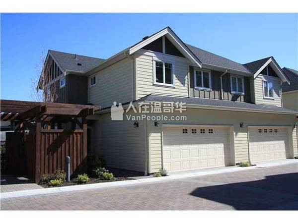 列治文独立屋Garden City夹 Francis附近,两房一厅 - $1400