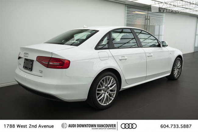 2015 Audi A4 2.0T Komfort quattro 月供含税434