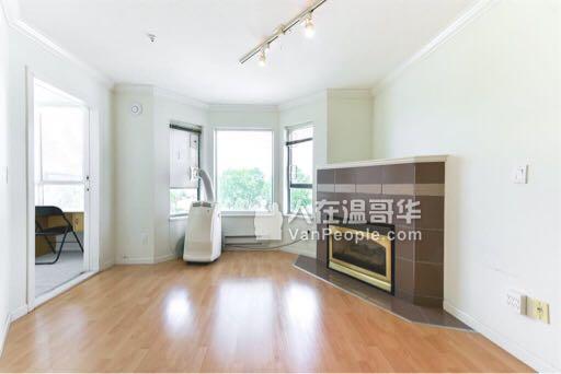 温东1Bed 1Den 1Storage旧房新装修