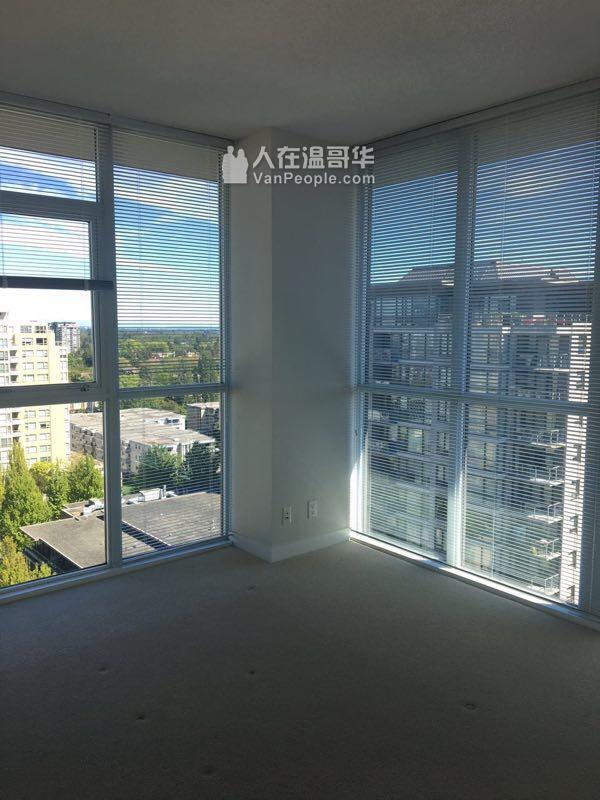 Richmond Centre东南双面corner朝向 两室带空调公寓出租