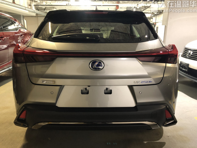 雷克萨斯Lexus UX250h AWD, UX 250h, SUV 四轮驱动,油电混合的,现货促销