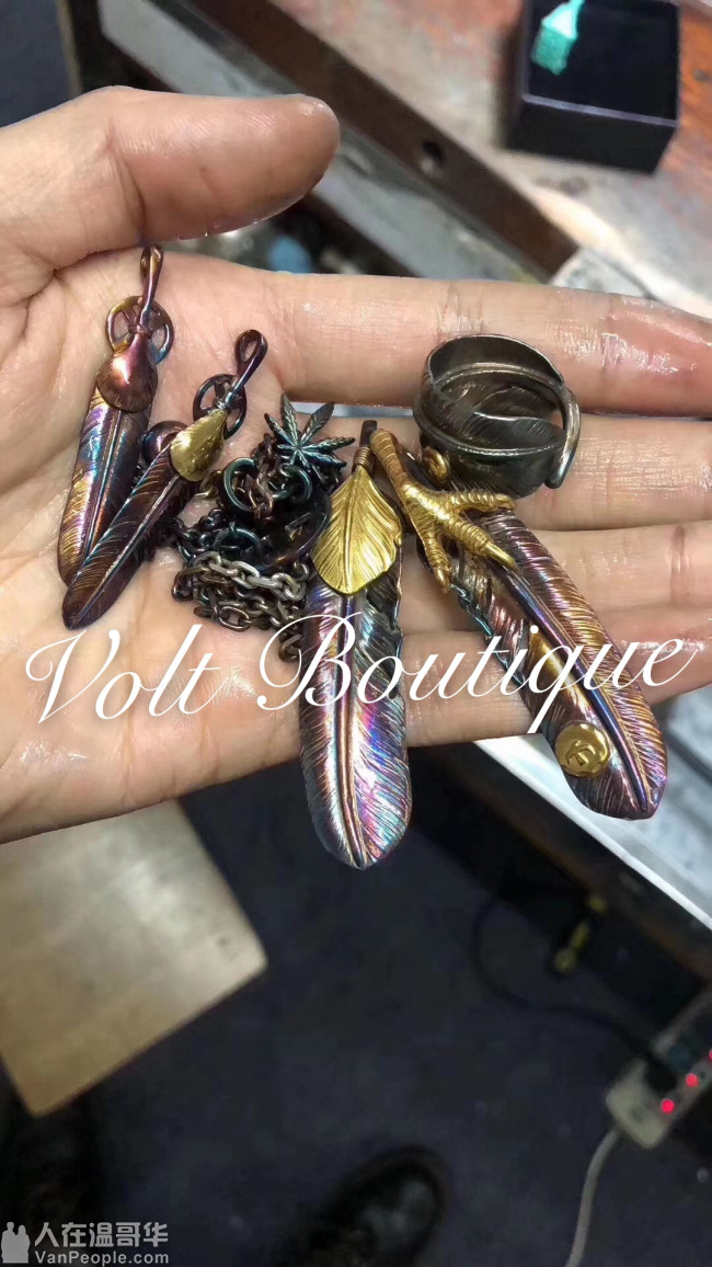 Volt Boutique 衣服鞋子首饰手表项链包包