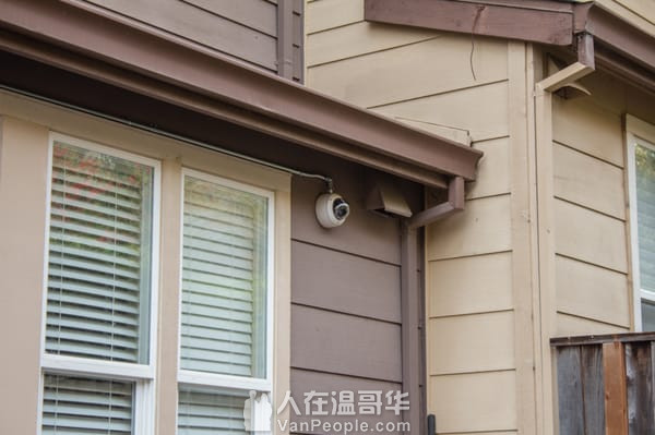 小杨平价安防/服务温哥华/专业摄像头监控/警报门禁/可视对讲/智能灯光门锁/Control4