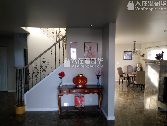 海滨美丽豪华独立屋, 上等材料建筑