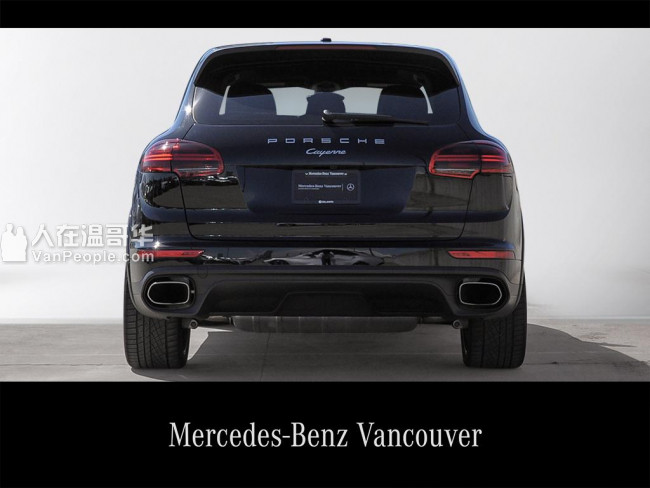 2017 Porsche Cayenne VM2081697A