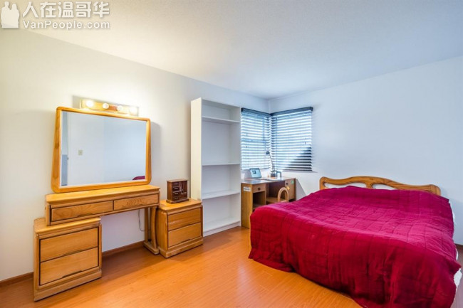 2737 Mara Drive Coquitlam V3C 5L6