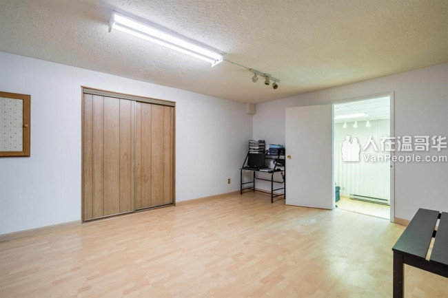 2737 Mara Drive Coquitlam V3C 5L6