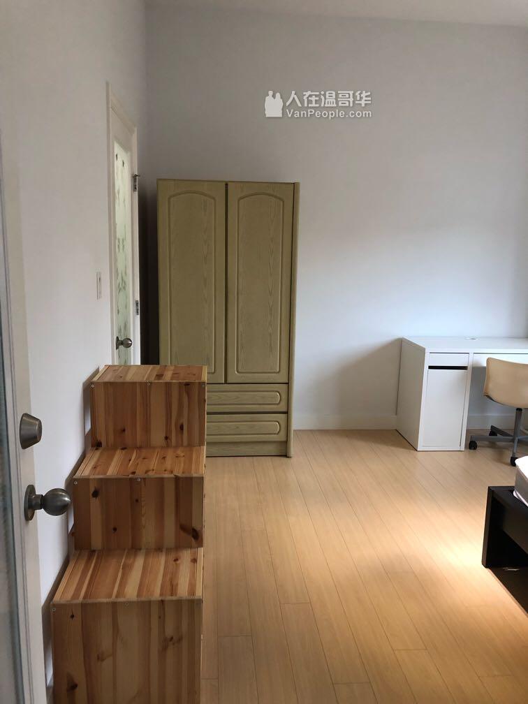 烈治文独立别墅单房长短租