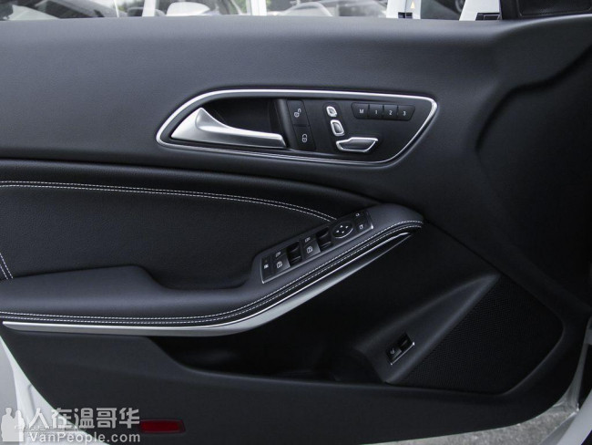 现折$14,500 奔驰 2018 CLA250 试驾车 1400公里 无事故 本地车