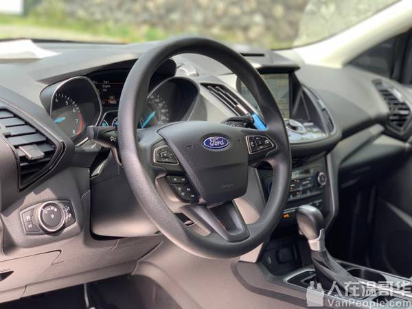 2017 福特 Escape SE $15250