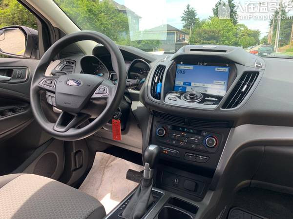 2017 福特 Escape SE $15250