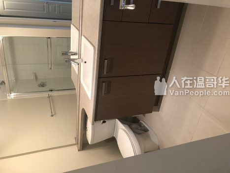 Richmond 出租两室公寓,安静社区,健身房,室外游泳池,超低价格