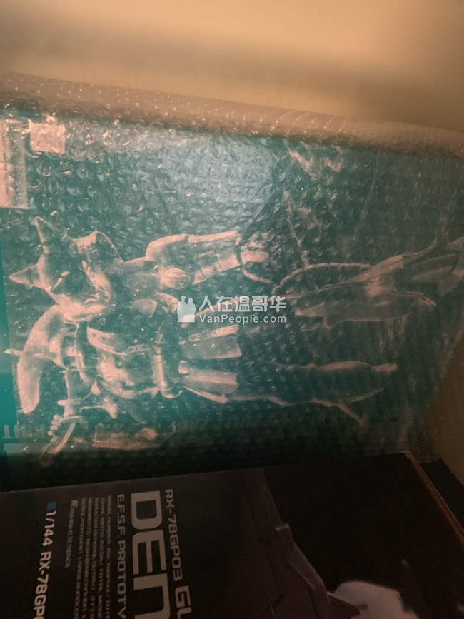 全新高达gundam一起买有礼物送