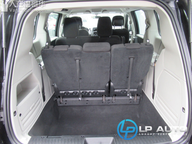 2016 道奇 Grand Caravan SE 7座 仅2,000km