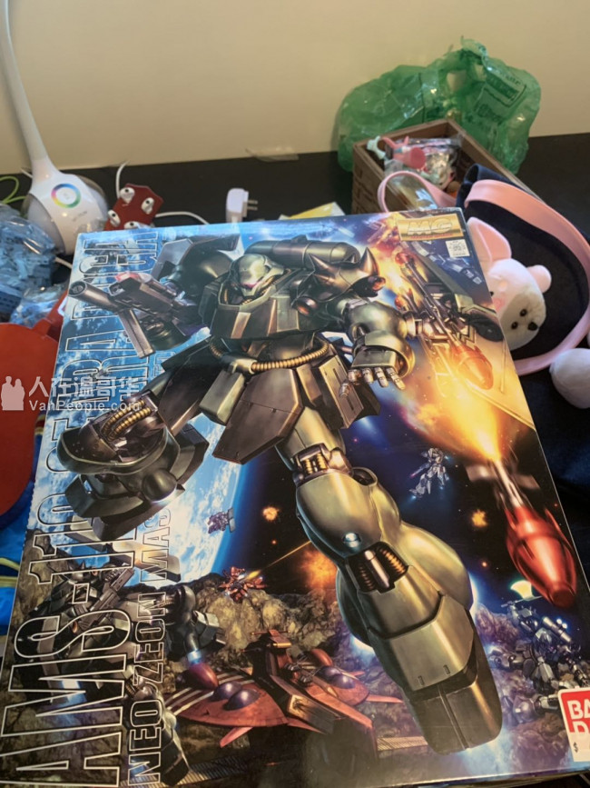 全新高达gundam一起买有礼物送