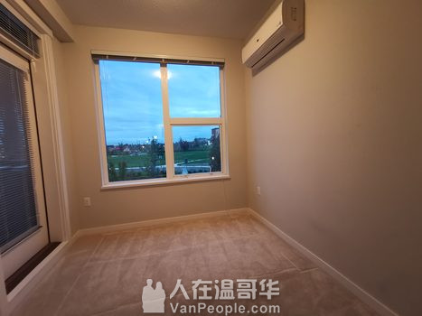 带空调!Richmond近Walmart&Kwantlen列治文-沃尔玛&昆特兰大学附近两房两卫公寓