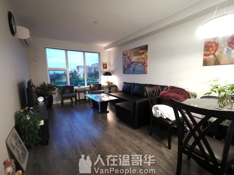 带空调!Richmond近Walmart&Kwantlen列治文-沃尔玛&昆特兰大学附近两房两卫公寓