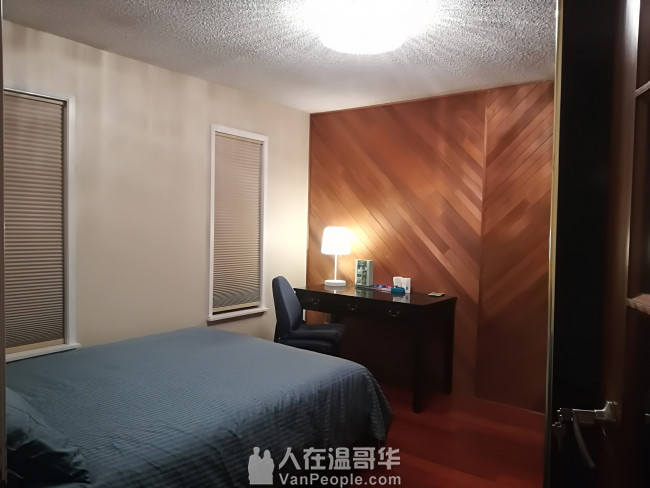 高贵林中心西侧,学区房。三层精装独立屋,新家具齐全,拎包入住。