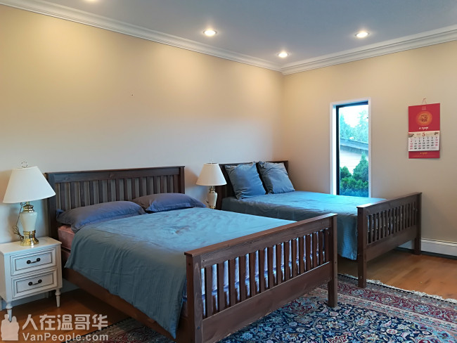 高贵林中心西侧,学区房。三层精装独立屋,新家具齐全,拎包入住。