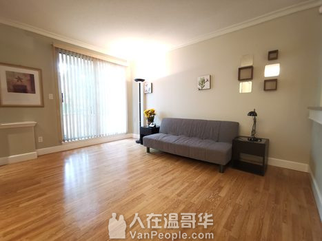 紧邻OakRidge Center!温西名校区1房1卫公寓出租,周边生活方便