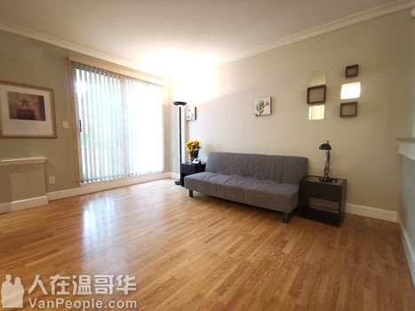 紧邻OakRidge Center!温西名校区1房1卫公寓出租,周边生活方便