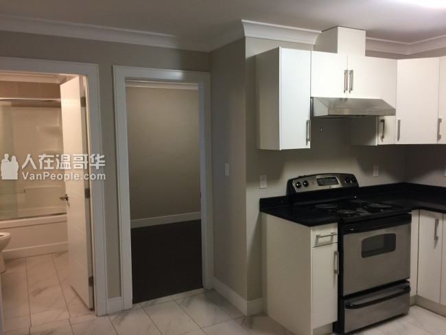 全包 一室一厅南Burnaby Upper dear lake 社区临近BCIT Metrotown Kingsway