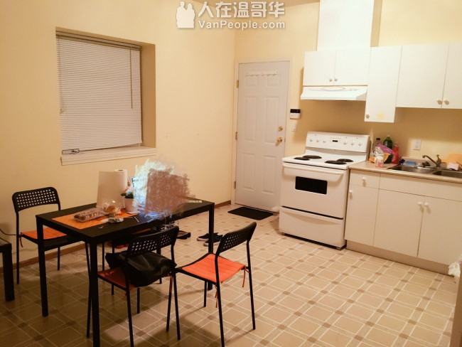 Burnaby市中心metrotown旁house大单间出租,交通便利,步行至大统华10分钟