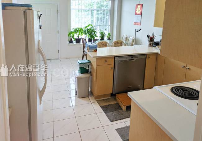 温西独立house整租-温馨内街4房3卫 近Lauren小学,Churchill中学 -带家具
