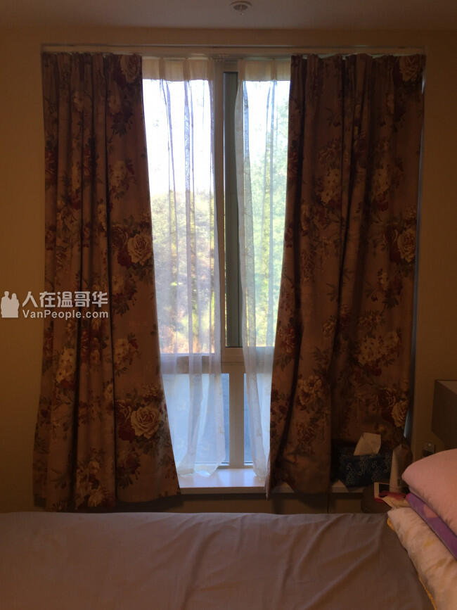 townhouse出租(Edmond skytrain station附近)