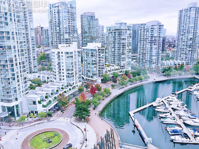 仅3300:温哥华中心yaletown一线无敌海景公寓**两房两卫+超大书房