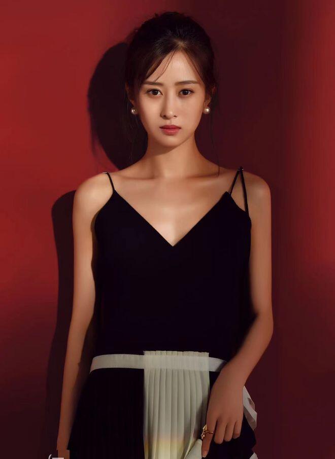 冯绍峰赵丽颖离婚是因为有第三者插足 当事人发声 人在洛杉矶网lapeople Com