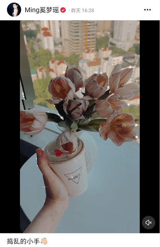 奚梦瑶晒亲子时光温馨幸福儿子小手戳大手可爱 人在洛杉矶网lapeople Com