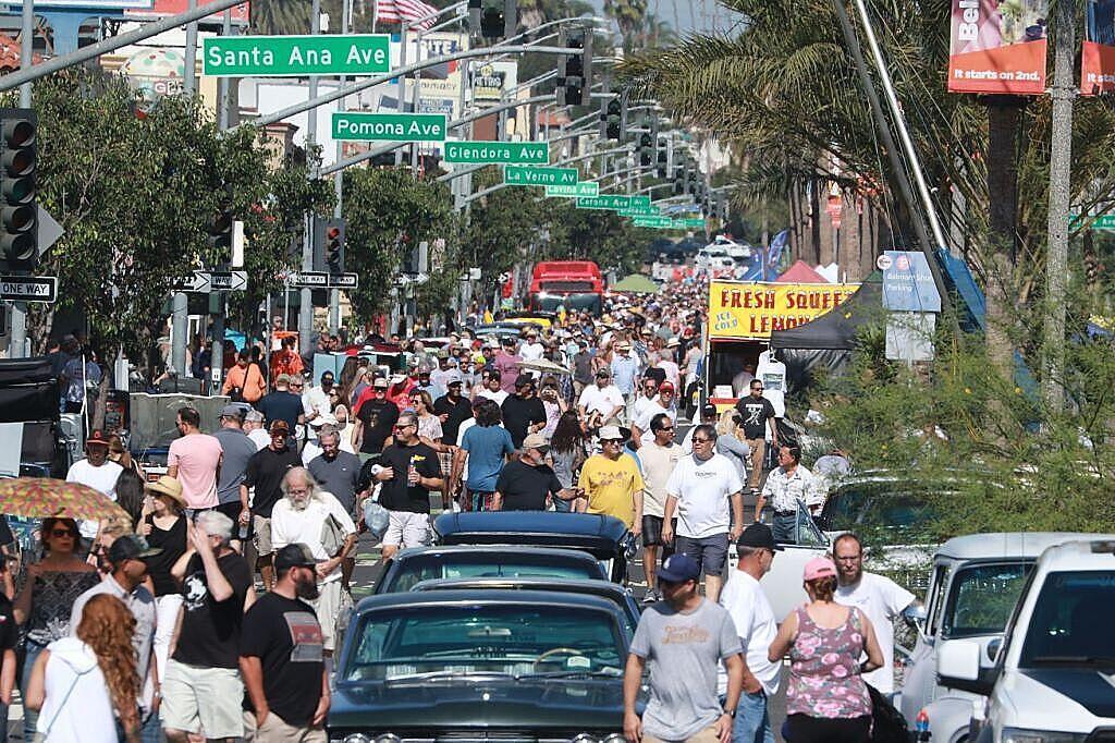 Lgbtq 彩虹车展在长滩开启 有近100辆老爷车展览 人在洛杉矶网lapeople Com