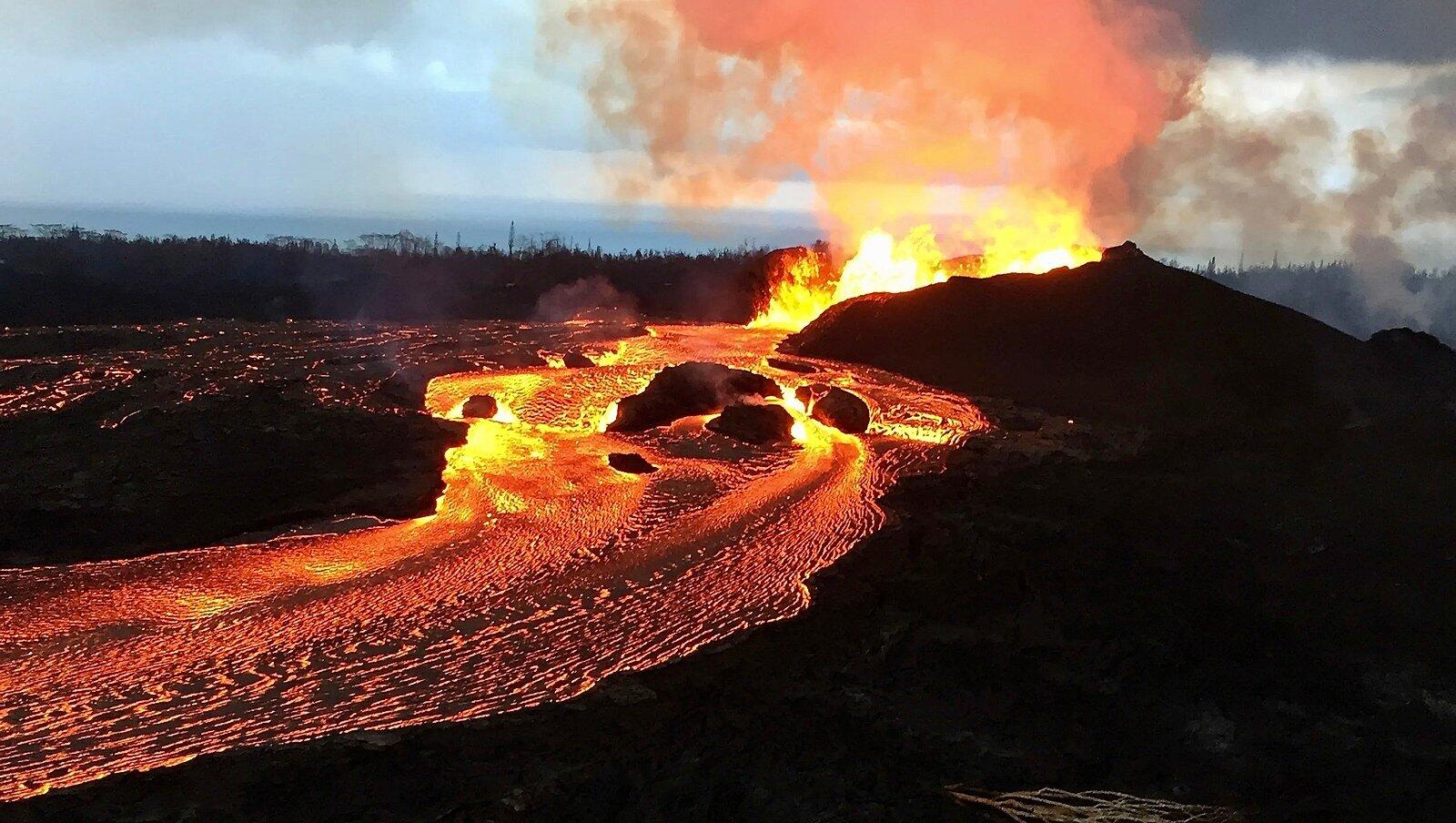 夏威夷基拉韦厄火山爆发 美国地质调查局发出警告 人在洛杉矶网lapeople Com