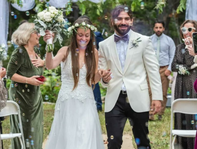 女孩嫁给了盲人 她在婚礼上穿了这样一件婚纱 人在洛杉矶网lapeople Com
