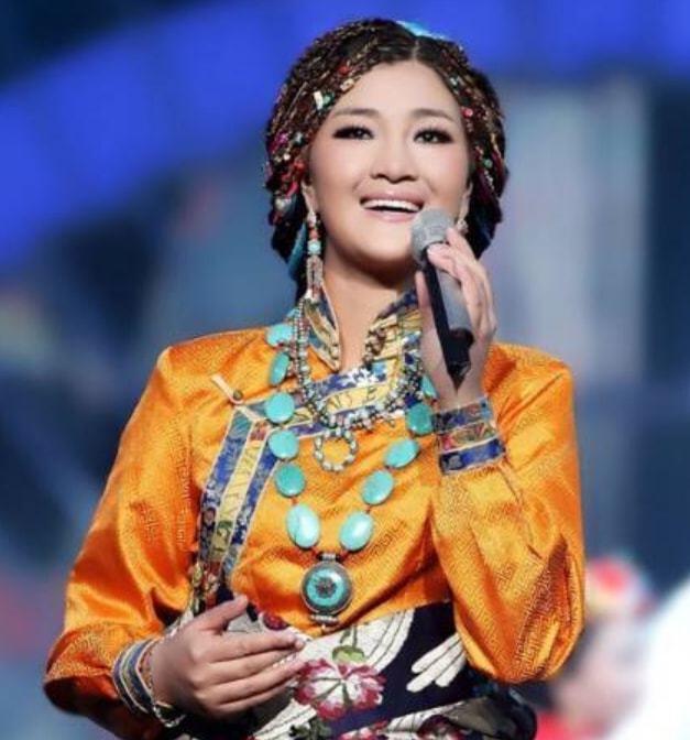 感人 凤凰传奇坚持这个分账模式23年是曾毅提出 人在洛杉矶网lapeople Com