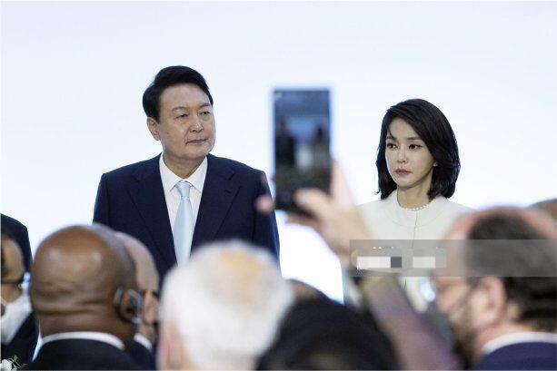 韩国新晋第一夫人靠美貌火了 摘下口罩颜值绝了 人在洛杉矶网lapeople Com