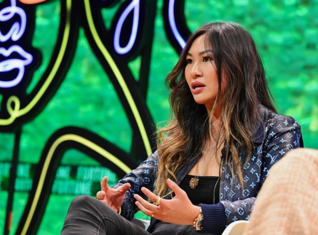 牛!28岁华裔女孩辍学创办AI公司,今市值73亿美元! - 人在温哥华网VanPeople.com